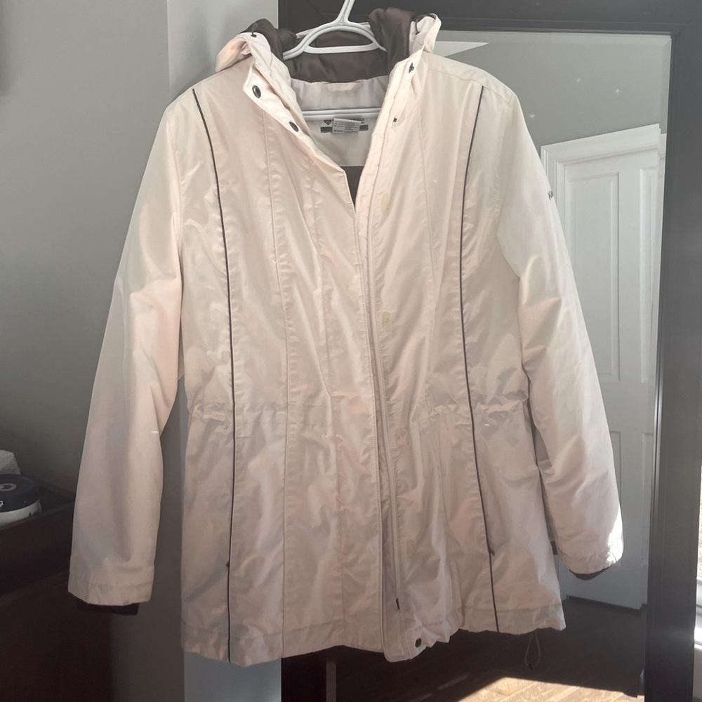 Columbia ski jacket, size M